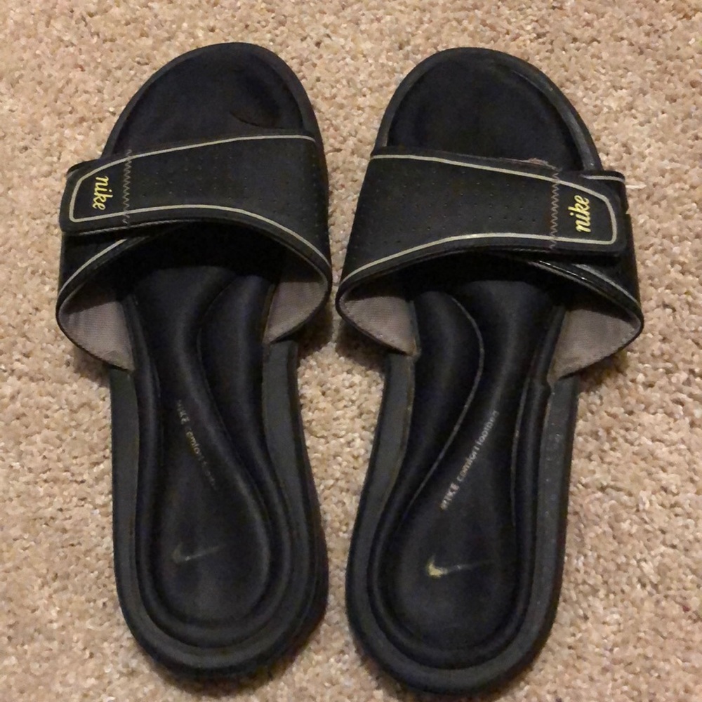 Nike Black slides